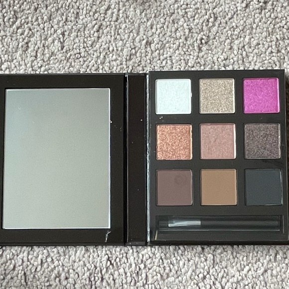 Flesh Other - Flesh Fleshcolor Eyeshadow Palette